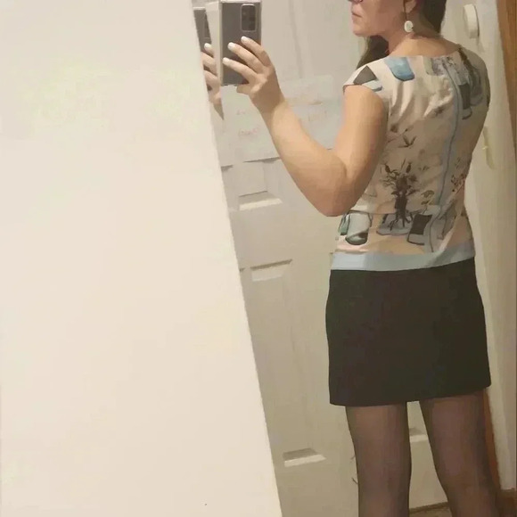 Ted Baker shift dress with vases - Picture 10 of 13